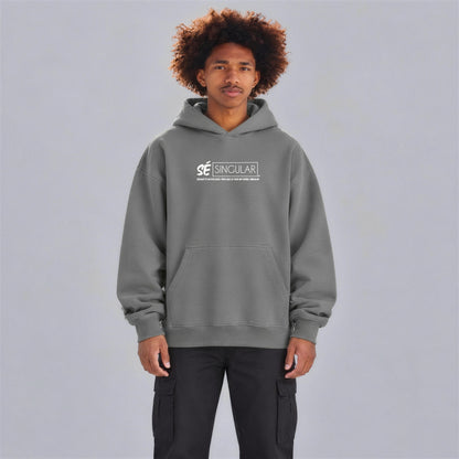 Sé Singular hoodie front print on model - Gray