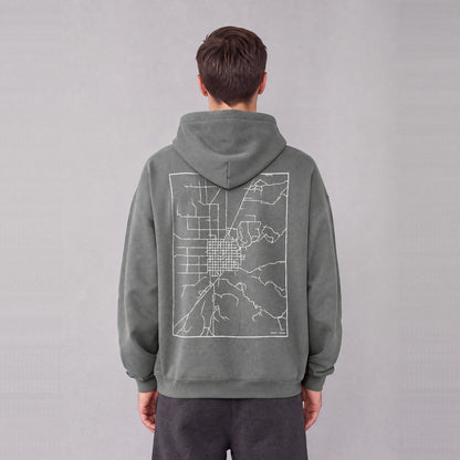 Manti map hoodie, back print on model - Gray