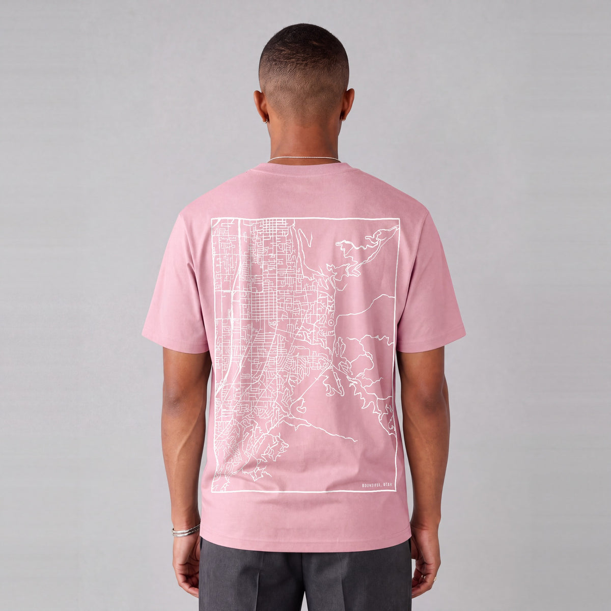 Bountiful map tee, back print on model - Pink