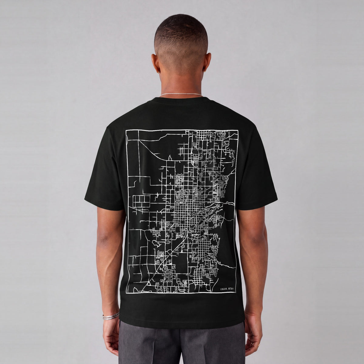 Logan map tee, back print on model - Black