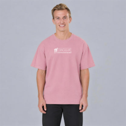 Sé Singular tee front print on model - Pink