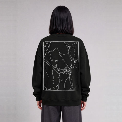 Harmony map sweatshirt, back print on model - Black