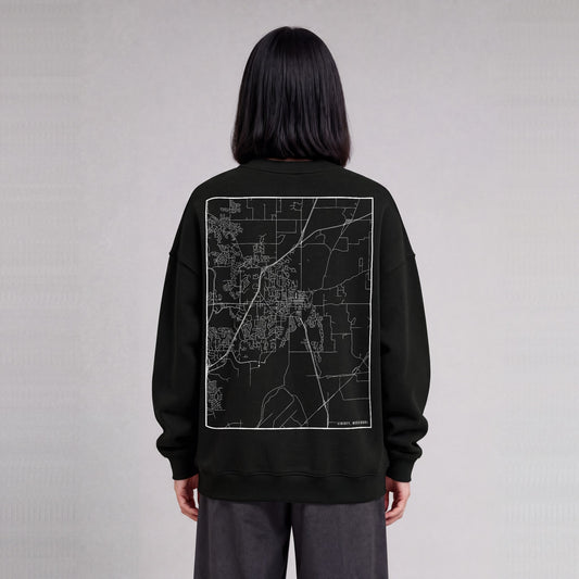 Liberty map sweatshirt, back print on model - Black