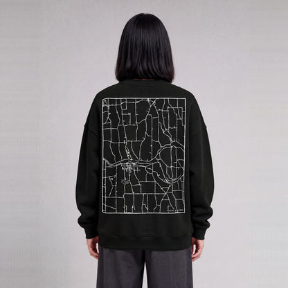 Palmyra map sweatshirt, back print on model - Black