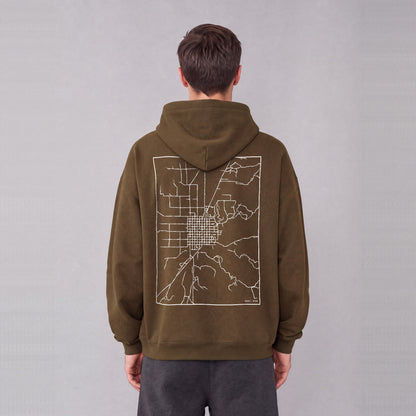 Manti map hoodie, back print on model - Coffee